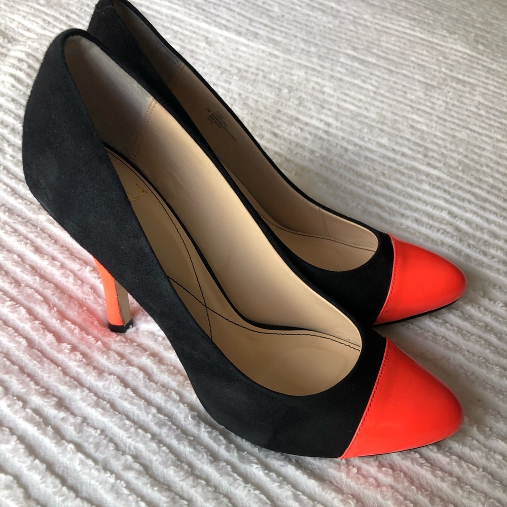 Size 8 Isola heels - Picture 3 of 5